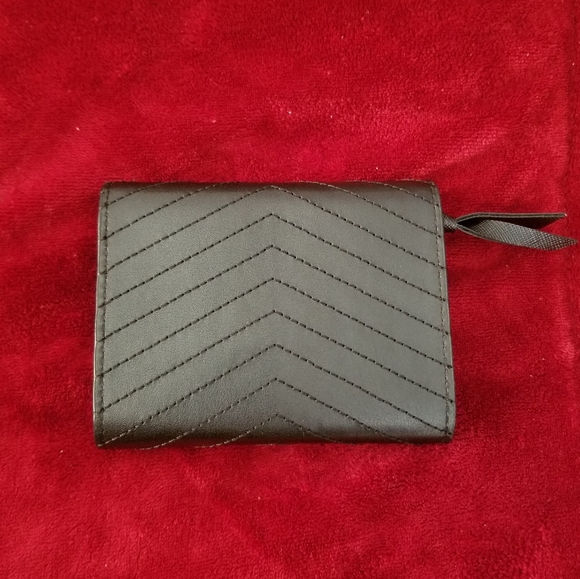 Saint Laurent Card holder with Zipper - Picture 5 of 5